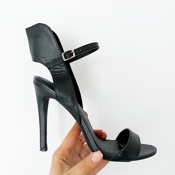Forever21 Strappy Heels - Picture 4 of 4